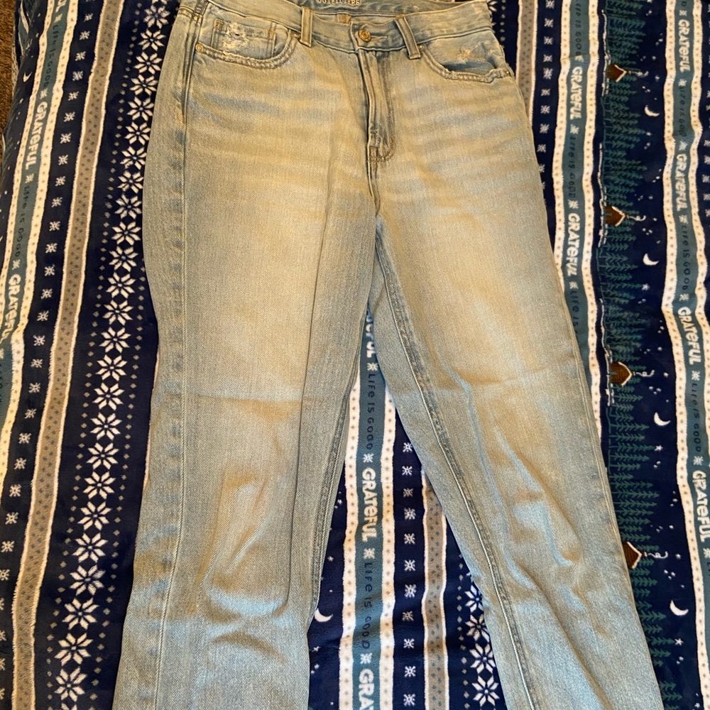 American Eagle Mom Jeans